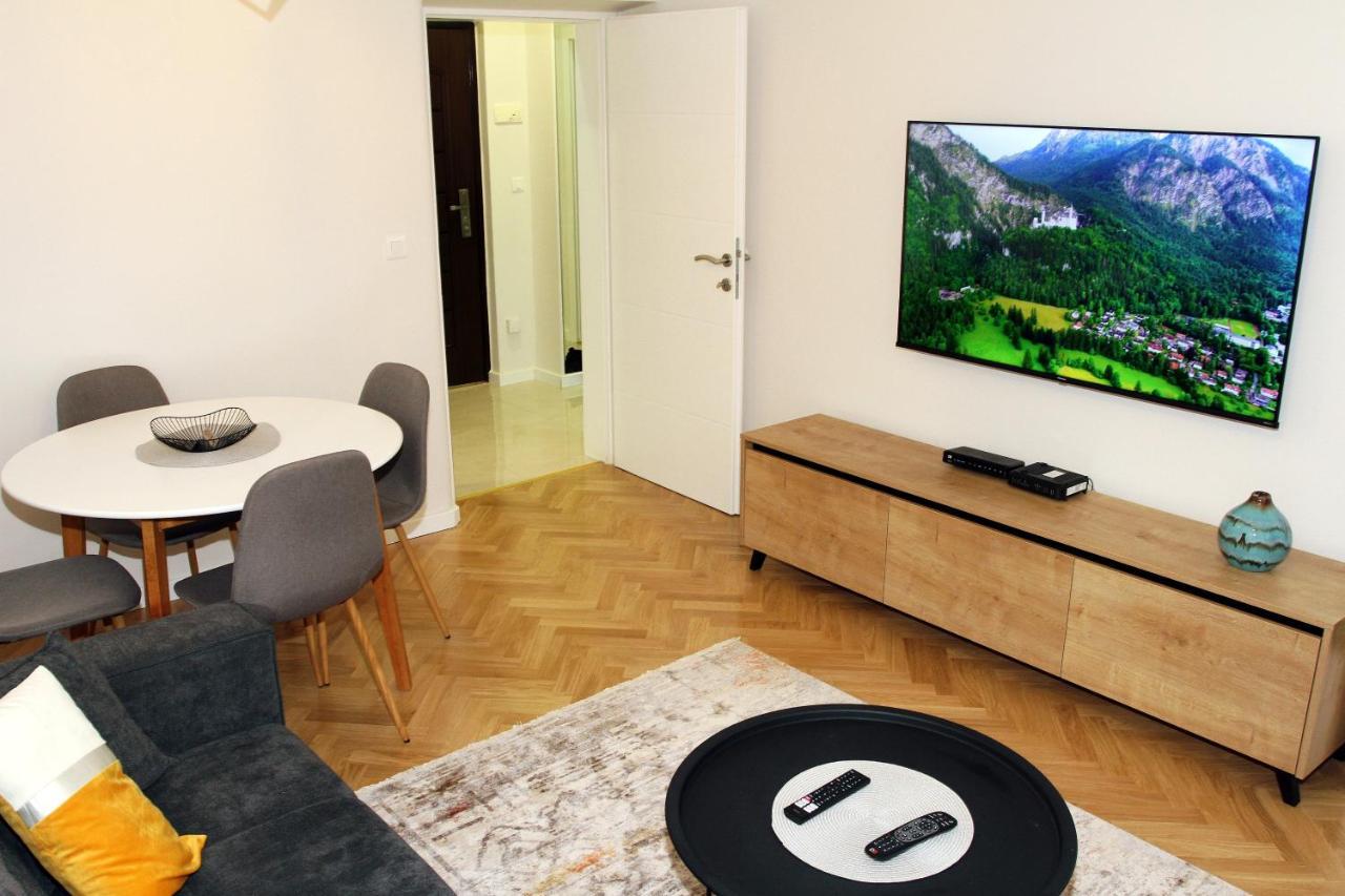 Apartment Bella サラエヴォ エクステリア 写真