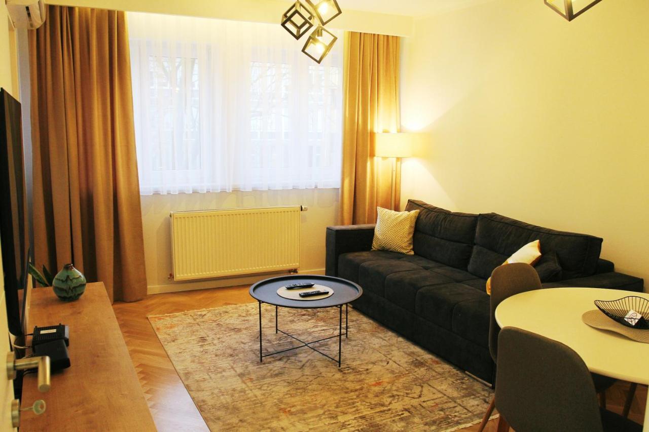 Apartment Bella サラエヴォ エクステリア 写真